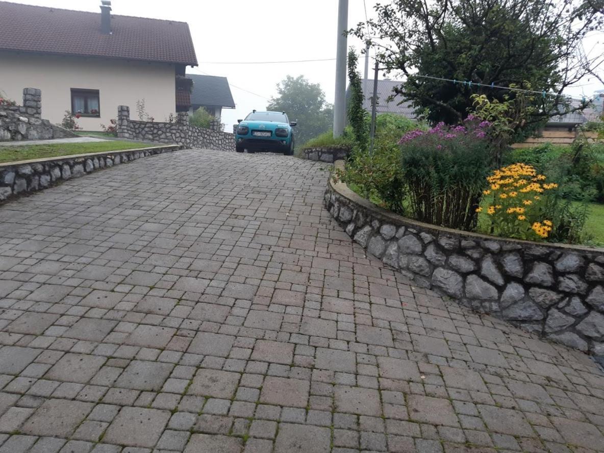 Apartman Ksenija Delnice Exterior foto